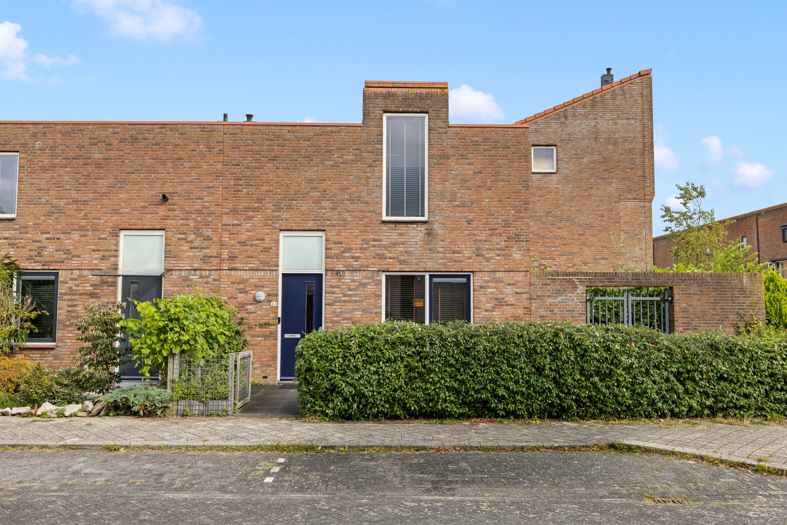 Zevenblad 23